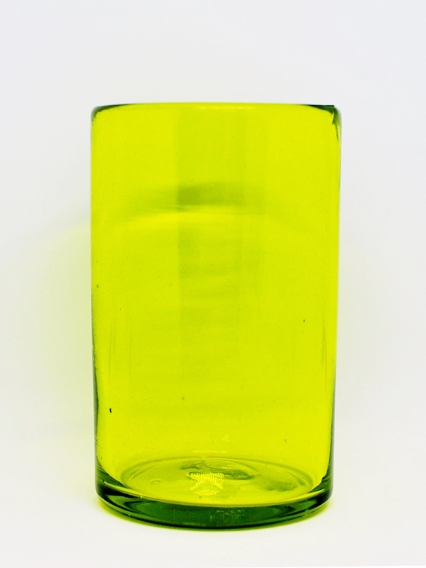 Novedades / Juego de 6 vasos grandes color amarillos / Éstos artesanales vasos le darán un toque clásico a su bebida favorita.